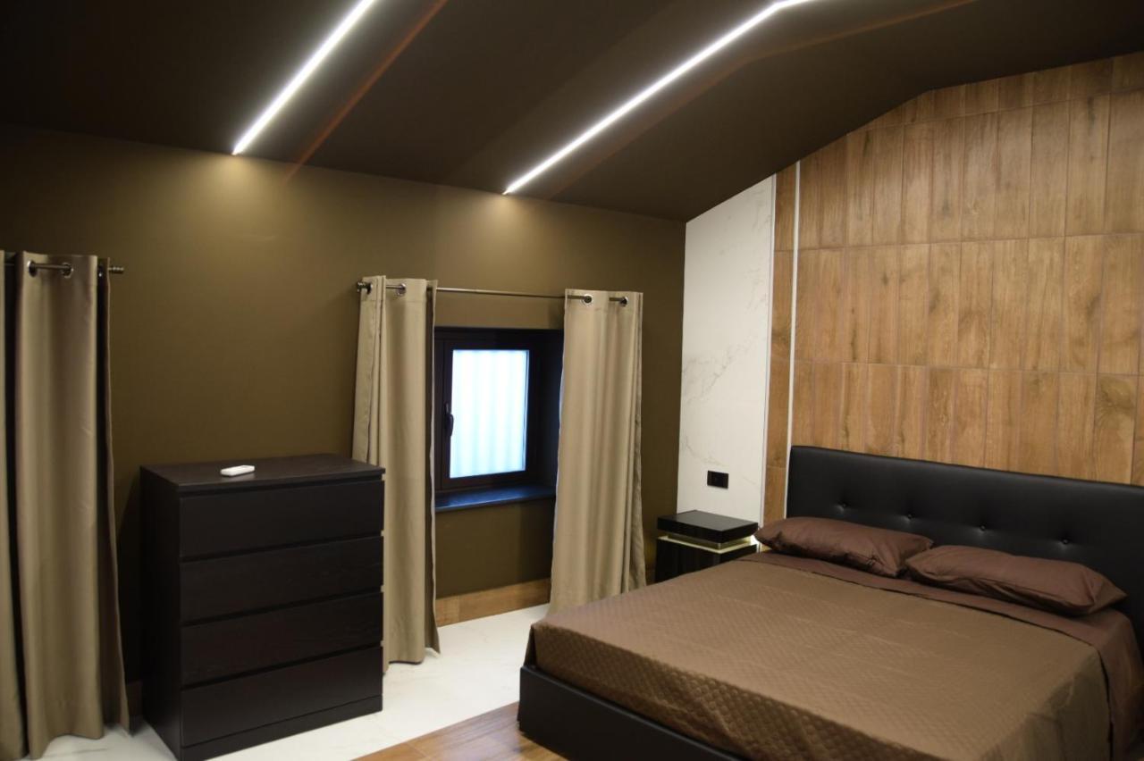 Rebecca House Suites คาตาเนีย ภายนอก รูปภาพ